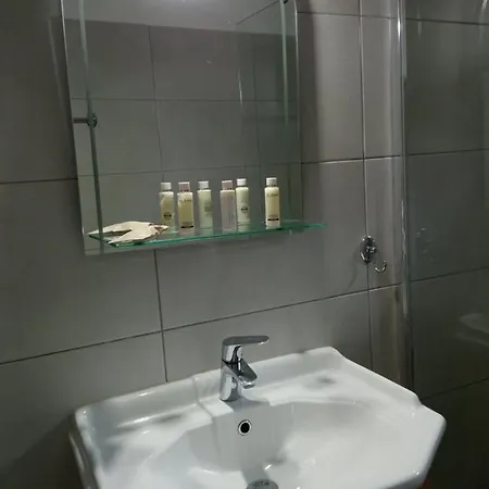 Dimitra דירה ספרטיה